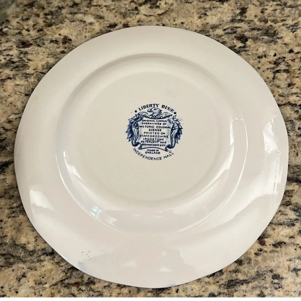 2 Liberty blue plates Blue and White Porcelain Dinner Plate Set